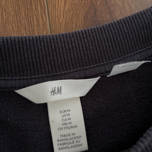 H&M Nirvana crew neck - Picture 2 of 4